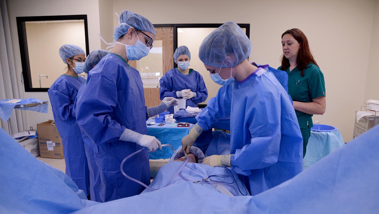 Surgical tech programs near me with financial aid options